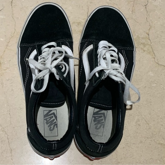 VANS OLD SKOOL SIDE STRIPE Size: 10.5 men, 12.0 women. - Picture 3 of 4